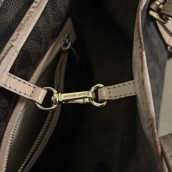 Michael Kors Large Dark Brown Signature Tote Bag - Picture 7 of 11